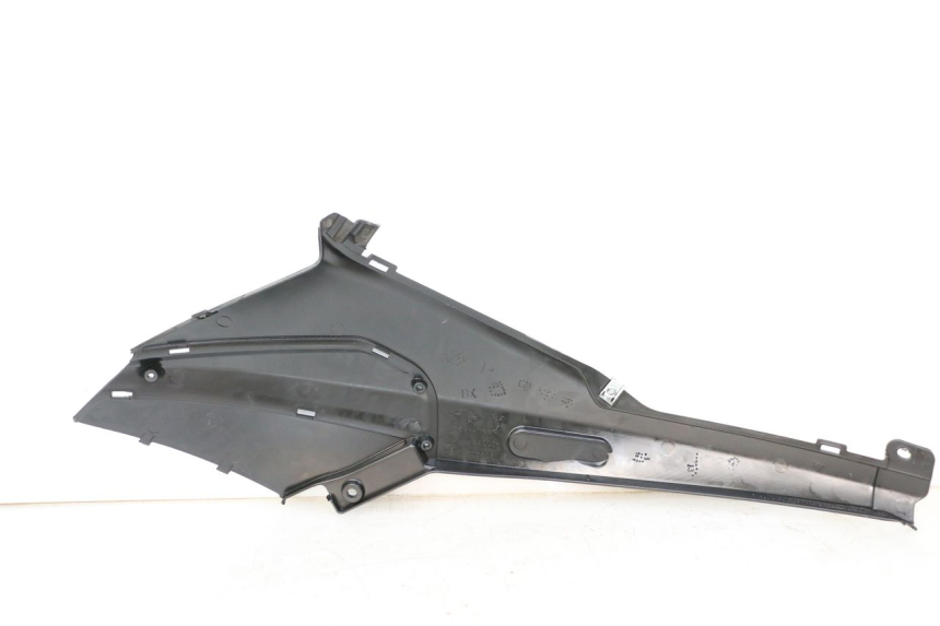 photo de RECHTER ZIJDE ONDERZITPLAATDEKSEL PIAGGIO NRG POWER PUREJET 50 (2018 - 2021) - Overzicht