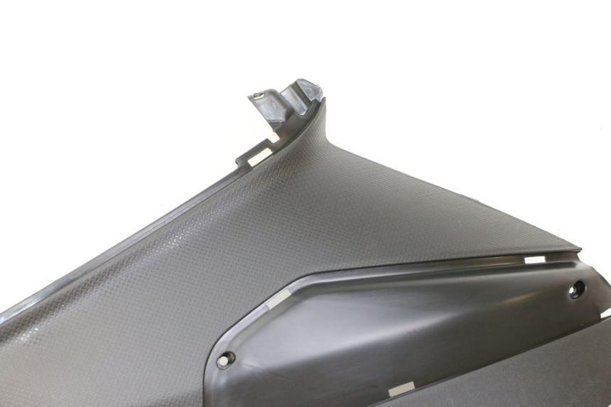 photo de RECHTER ZIJDE ONDERZITPLAATDEKSEL PIAGGIO NRG POWER PUREJET 50 (2018 - 2021) - Gecontroleerd onderdeel