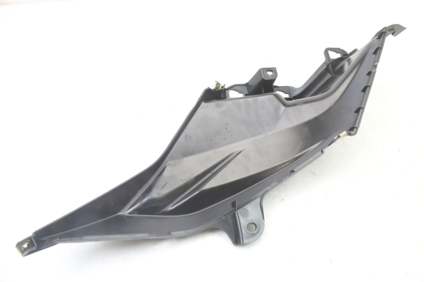 photo de RECHTER ONDERZITKAPJE SYM ORBIT III 3 4T 50 (2021 - 2025) - Andere kijkhoek