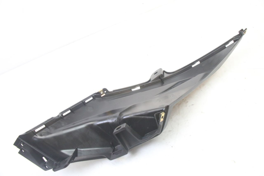 photo de RECHTER ONDERZITKAPJE SYM ORBIT III 3 4T 50 (2021 - 2025) - Overzicht