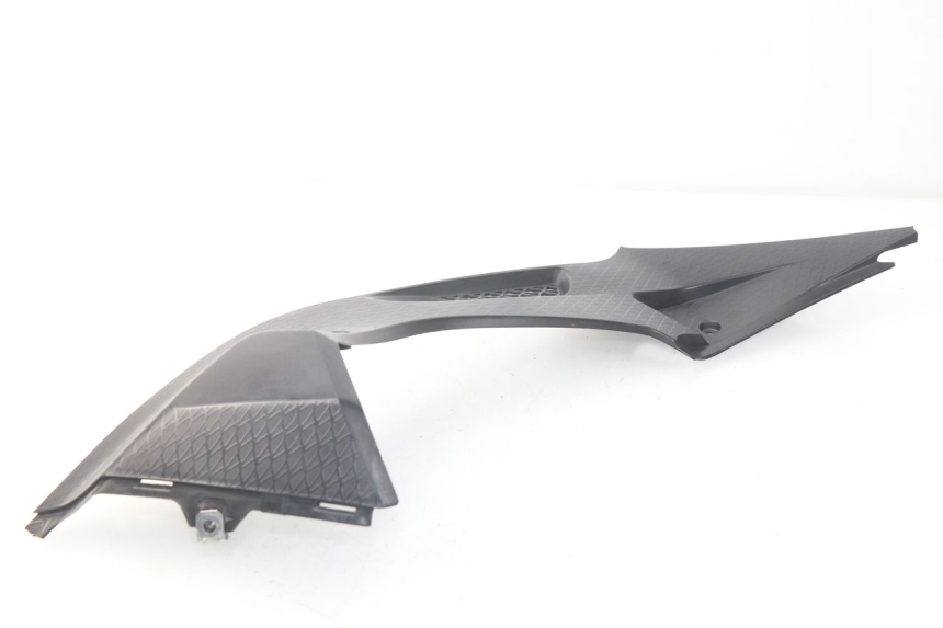 photo de RECHTER ZITBANKKAPJE BMW S RR ABS S1000RR 1000 (2009 - 2011) - Bevestigingspunten