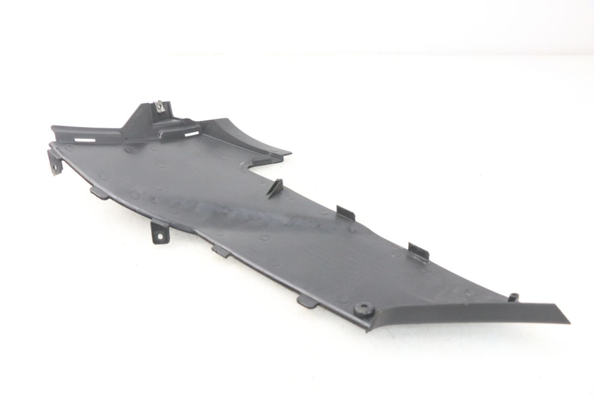 photo de RECHTER ZIJDE ONDERZITKAP DAELIM S2 FI 125 (2008 - 2017) - Zoom op gebruiksstaat