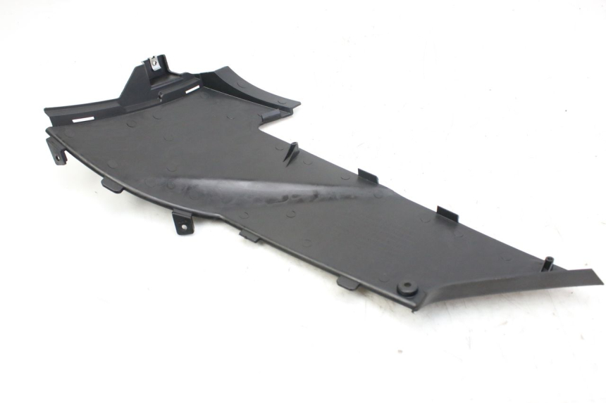 photo de RECHTER ZIJDE ONDERZITKAP DAELIM S2 FI 125 (2008 - 2017) - Detail van het onderdeel