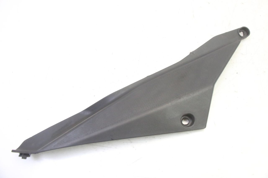 photo de RECHTER ZITPLAATDEKSEL GILERA SMT SUPERMOTARD 50 (2009 - 2017) - Hoofdaanzicht