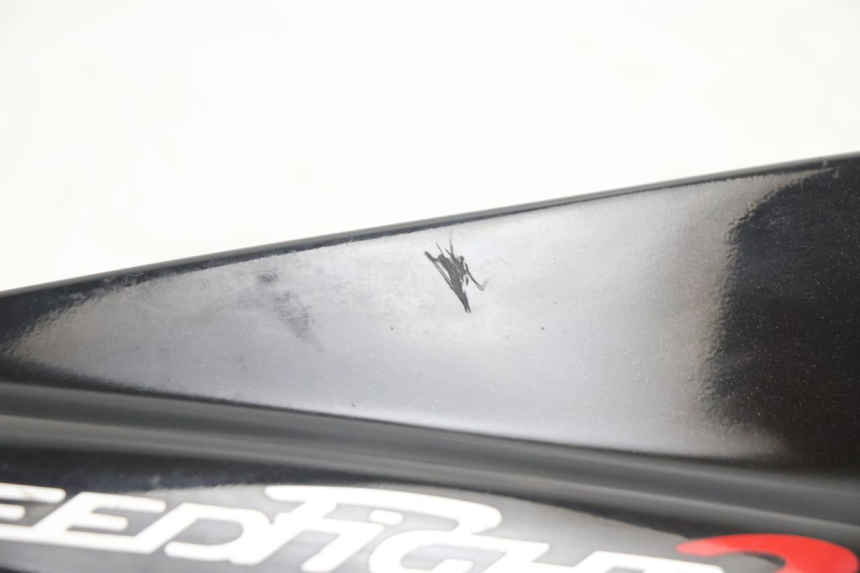 photo de RECHTER ZITPLAATDEKSEL PEUGEOT SPEEDFIGHT 2 AC 50 (2000 - 2009) - Zoom op gebruiksstaat
