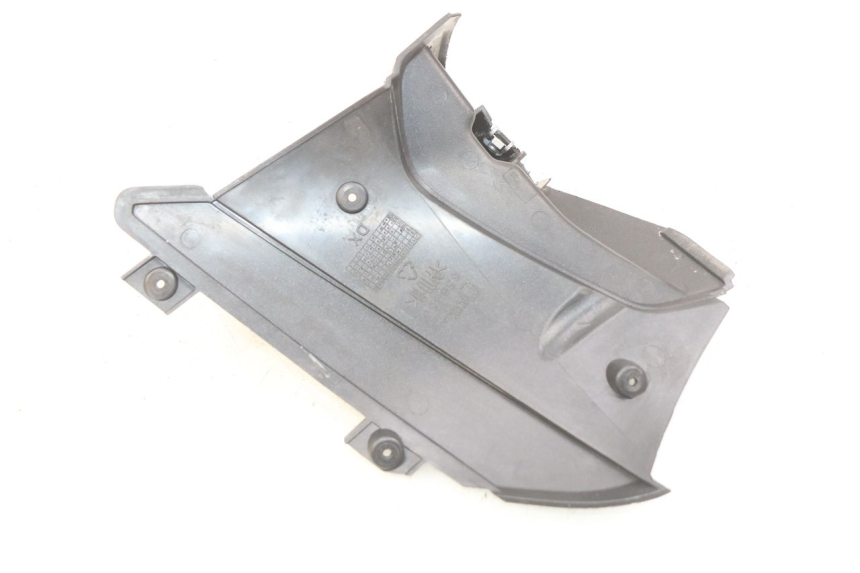 photo de RECHTER ZIJDE ONDERZITDEKSEL APRILIA SR 2T 50 (2012 - 2017) - Andere kijkhoek