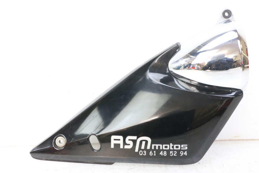 photo de RECHTER ZIJDE ONDERZITKAP SUZUKI GSF S BANDIT 600 (2000 - 2004) - Hoofdaanzicht