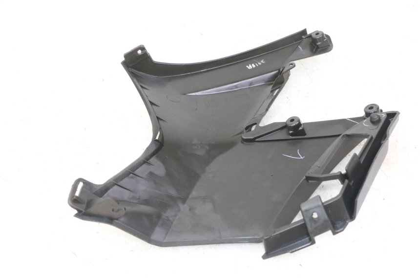 photo de RECHTER ONDERZITKAP APRILIA SXR 50 (2021 - 2023) - Detail van het onderdeel