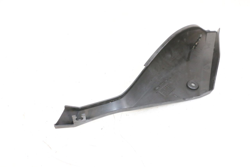 photo de RECHTER ZIJDE ONDERZITKAP YAMAHA TZR 50 (2008 - 2016) - Andere kijkhoek