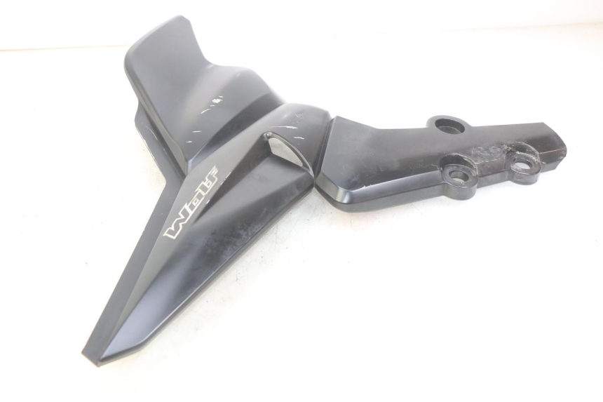 photo de RECHTER ZITPLAATDEKSEL SYM WOLF SB 125 (2011 - 2018) - Bevestigingspunten