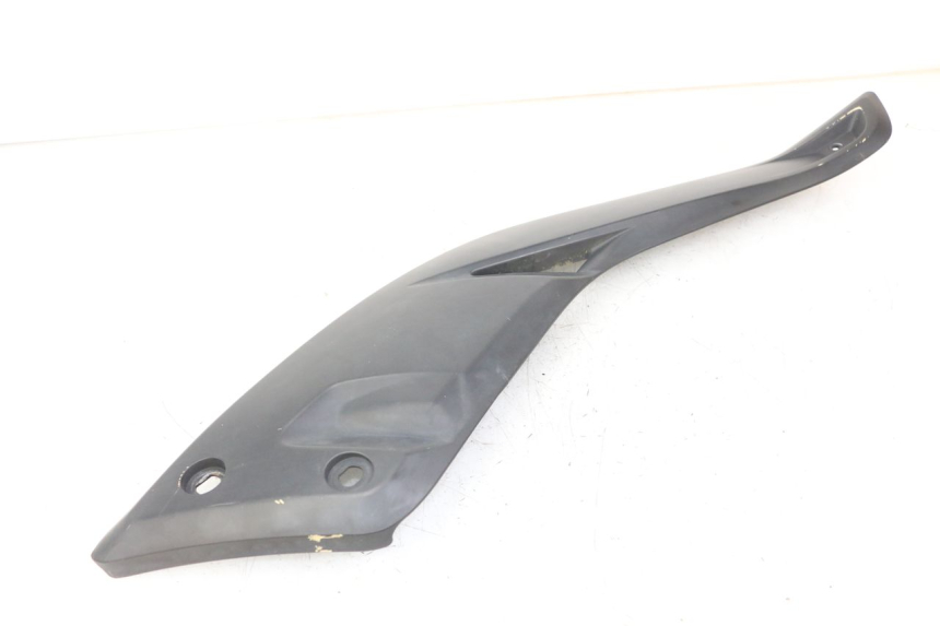 photo de RECHTER ZITBANKKAPJE YAMAHA X-MAX XMAX ABS 250 (2010 - 2012) - Detail van het onderdeel