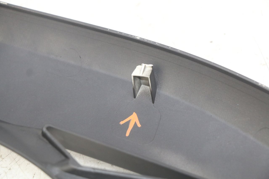 photo de RECHTER ZIJDE ONDERZITKAP YAMAHA X-MAX XMAX 125 (2010 - 2013) - Overzicht