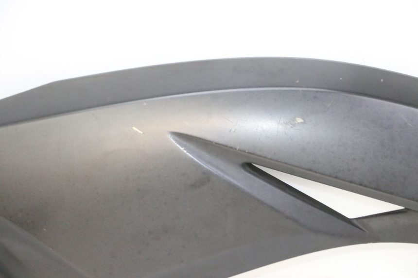 photo de RECHTER ZIJDE ONDERZITKAP YAMAHA X-MAX XMAX 125 (2010 - 2013) - Gecontroleerd onderdeel
