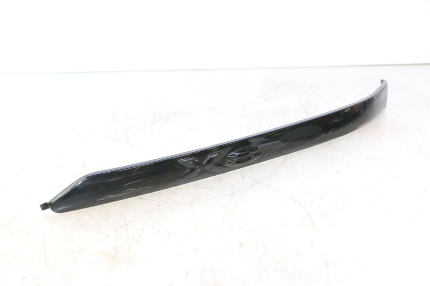 photo de RECHTE ONDERZITKAP PIAGGIO X8 STREET 125 (2006 - 2007) - Detail van het onderdeel