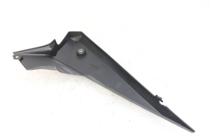 photo de RECHTER ZIJDE ONDER ZADELDOP YAMAHA XJ6 ABS 600 (2008 - 2016) - Andere kijkhoek