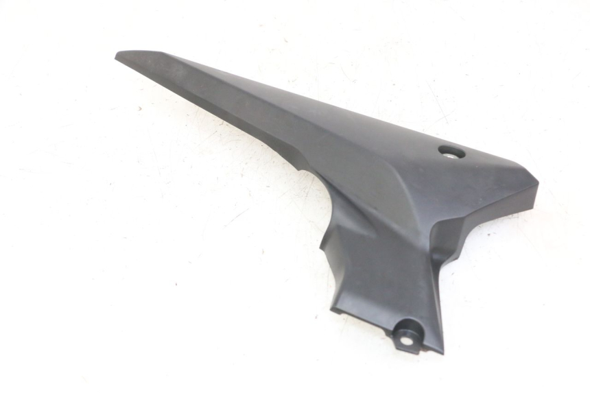 photo de RECHTER ZIJDE ONDER ZADELDOP YAMAHA XJ6 ABS 600 (2008 - 2016) - Technische close-up