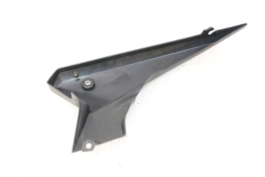 photo de RECHTER ZIJDE ONDER ZADELDOP YAMAHA XJ6 ABS 600 (2008 - 2016) - Technische close-up