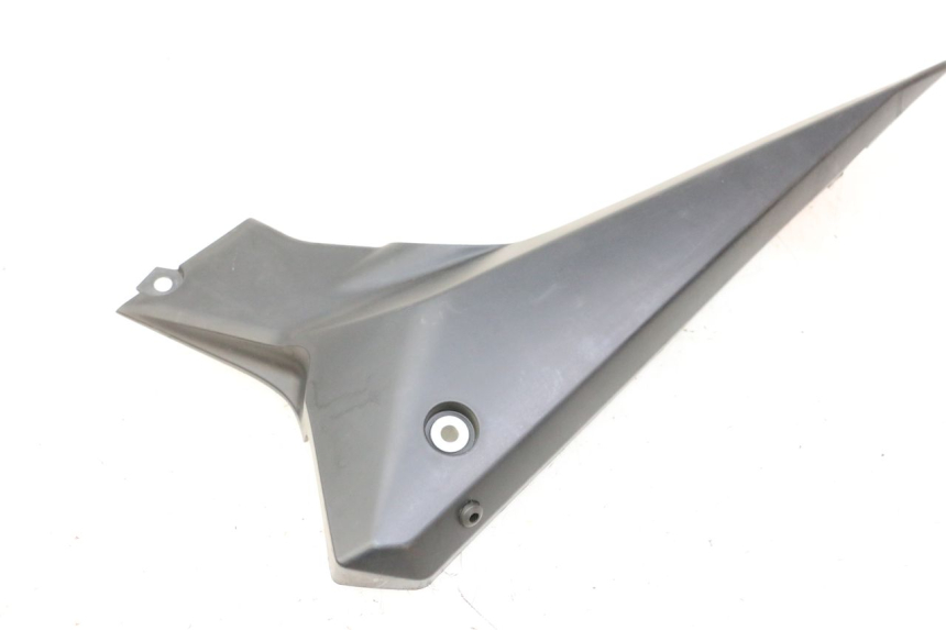 photo de RECHTER ZIJDE ONDER ZADELDOP YAMAHA XJ6 ABS 600 (2008 - 2016) - Overzicht