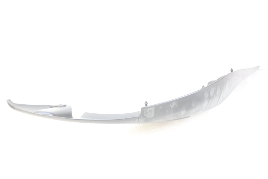 photo de RECHTER ZIJDE ONDERZITKAP YAMAHA XP T-MAX TMAX ABS 500 (2004 - 2007) - Bevestigingspunten