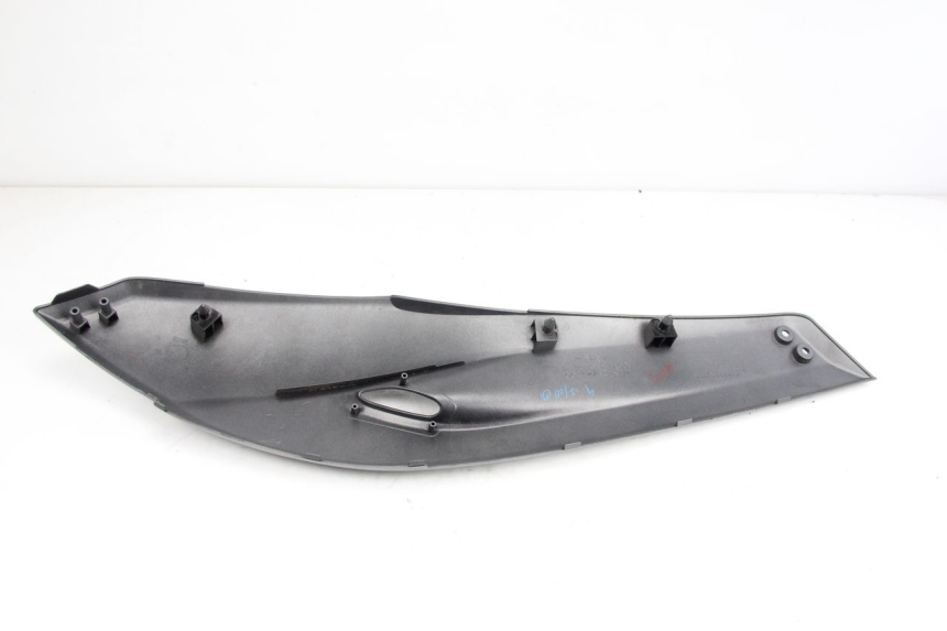 photo de RECHTER ZITPLAATDEKSEL YAMAHA XP T-MAX TMAX 500 (2008 - 2012) - Technische close-up