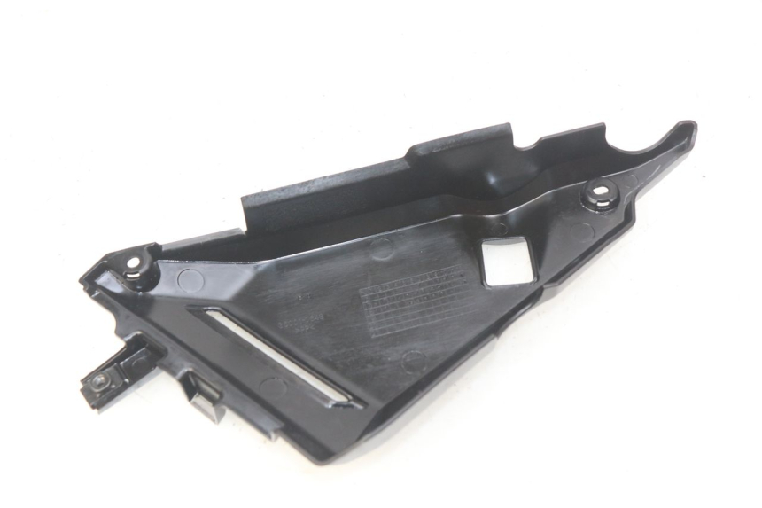 photo de RECHTER ZIJDE ONDERZITKAP KAWASAKI Z 650 (2016 - 2019) - Zoom op gebruiksstaat