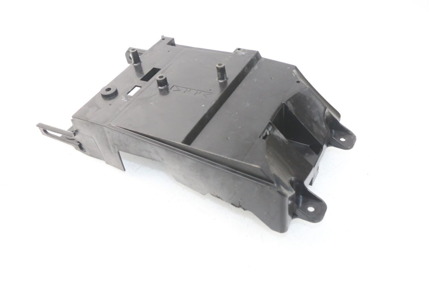 photo de ZITPLAATDEKSEL YAMAHA FJR ABS 1300 (2006 - 2012) - Detail van het onderdeel