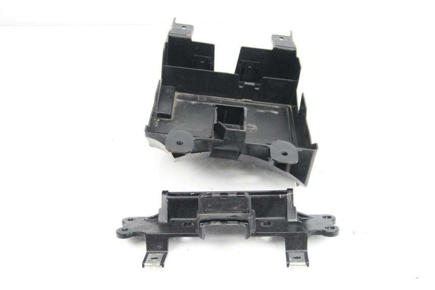 photo de ZITPLAATDEKSEL YAMAHA FJR ABS 1300 (2006 - 2012) - Detail van het onderdeel