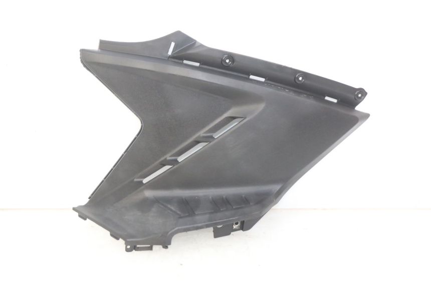 photo de KAPJE ONDER LINKERZITPLAATS KYMCO AGILITY 16+ 4T 50 (2018 - 2023) - Hoofdaanzicht