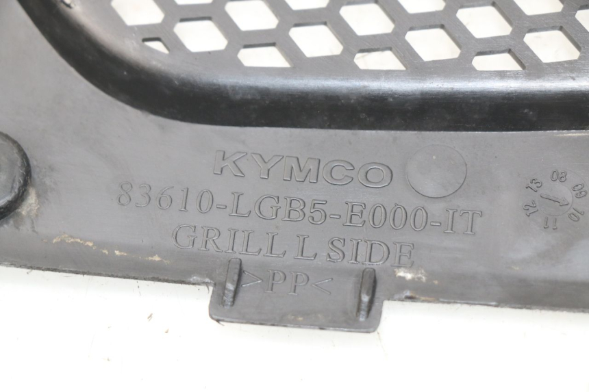 photo de KAPJE ONDER ZITPLAATS LINKS KYMCO AGILITY RS 2T 50 (2009 - 2013) - Detail van het onderdeel
