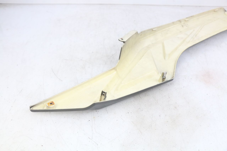 photo de KAPJE ONDER ZITPLAATS LINKS NECO ALEXONE 125 (2017 - 2024) - Overzicht