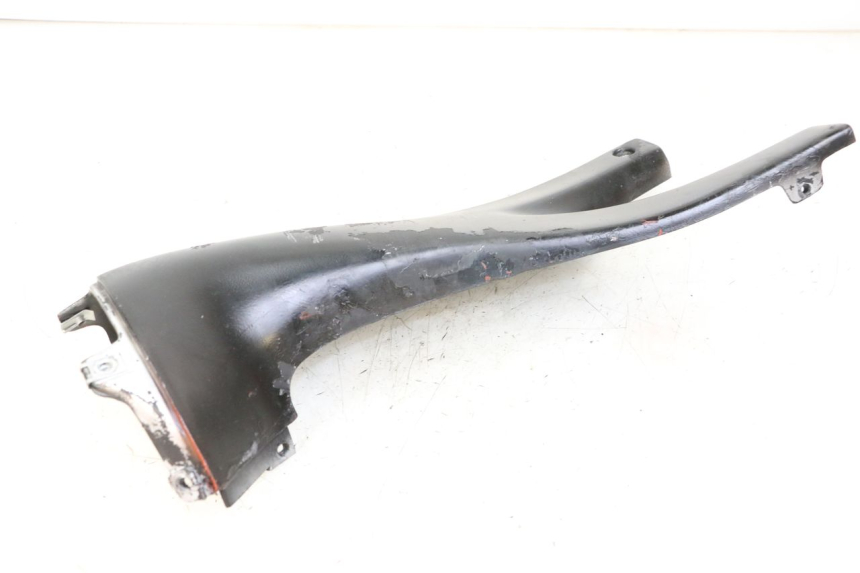 photo de KAPJE ONDER ZITPLAATS LINKS APRILIA RS 50 (1999 - 2005) - Detail van het onderdeel