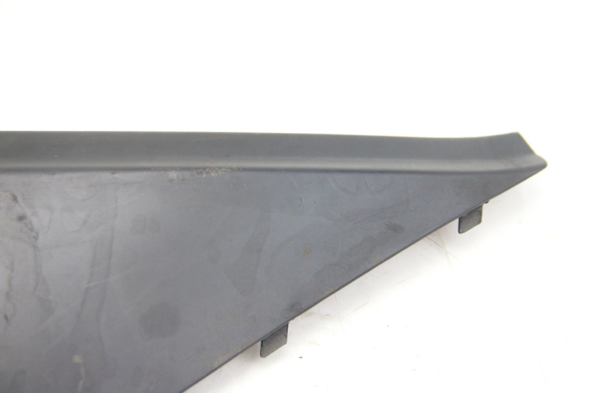 photo de KAP LINKS ONDER ZITPLAATS APRILIA ATLANTIC 500 (2002 - 2003) - Zoom op gebruiksstaat