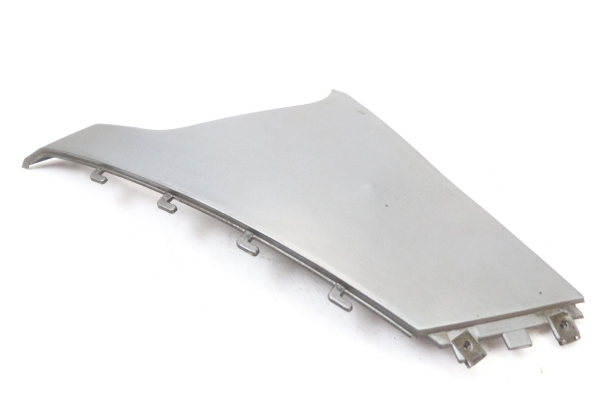 photo de KAPJE ONDER LINKERZITPLAATS BMW C1 125 (2000 - 2003) - Zoom op gebruiksstaat