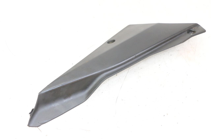 photo de LINKER ZITPLAATKAP DERBI SENDA SM DRD X-TREME 50 (2011 - 2017) - Detail van het onderdeel