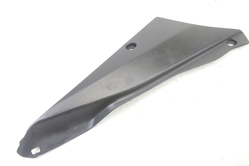 photo de LINKER ZITPLAATKAP DERBI SENDA SM DRD X-TREME 50 (2011 - 2017) - Detail van het onderdeel