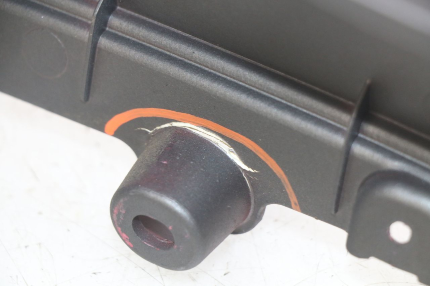 photo de KAPJE ONDER ZITPLAATS LINKS PEUGEOT DJANGO 4T 50 (2014 - 2019) - Overzicht