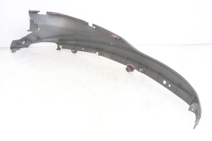 photo de KAPJE ONDER ZITPLAATS LINKS PEUGEOT DJANGO 4T 50 (2014 - 2019) - Bevestigingspunten