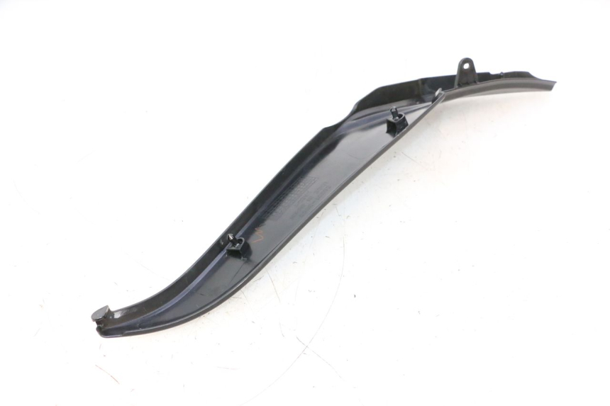 photo de LINKER ONDERZITDEKSEL KAWASAKI ER-6 ER6 N 650 (2005 - 2009) - Bevestigingspunten