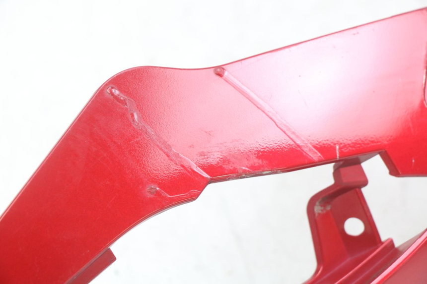 photo de KAPJE ONDER ZITPLAATS LINKS SYM FIDDLE 3 III 125 (2014 - 2020) - Detail van het onderdeel