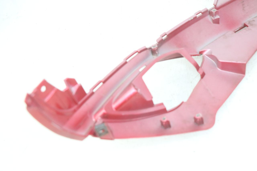 photo de KAPJE ONDER ZITPLAATS LINKS SYM FIDDLE 3 III 125 (2014 - 2020) - Technische close-up