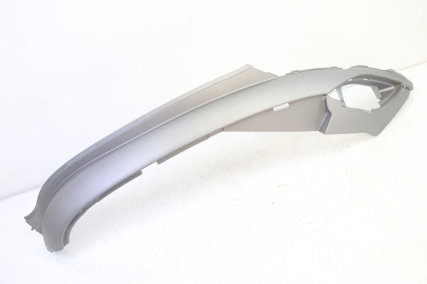 photo de KAPJE ONDER ZITPLAATS LINKS SYM FIDDLE 3 III 125 (2014 - 2020) - Hoofdaanzicht