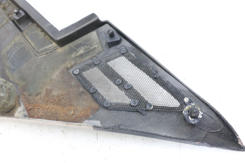 photo de LINKER ZITPLAATKAP YAMAHA FJ 3CX 1200 (1986 - 1996) - Detail van het onderdeel