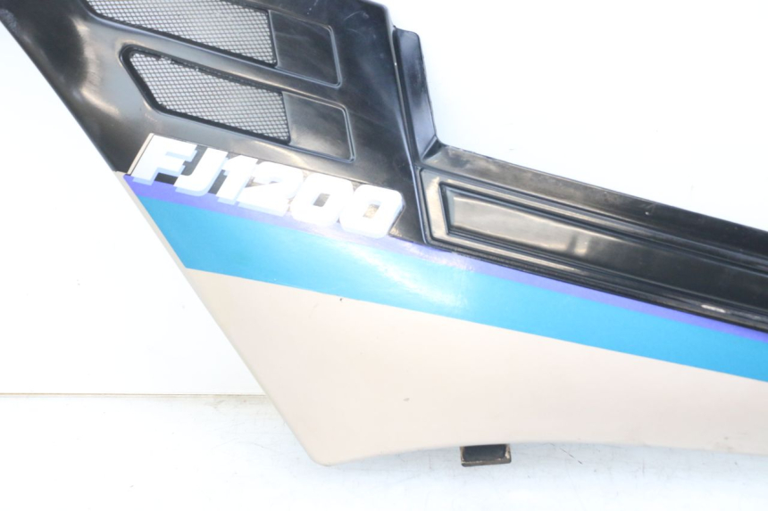 photo de LINKER ZITPLAATKAP YAMAHA FJ 3CX 1200 (1986 - 1996) - Focus op structuur