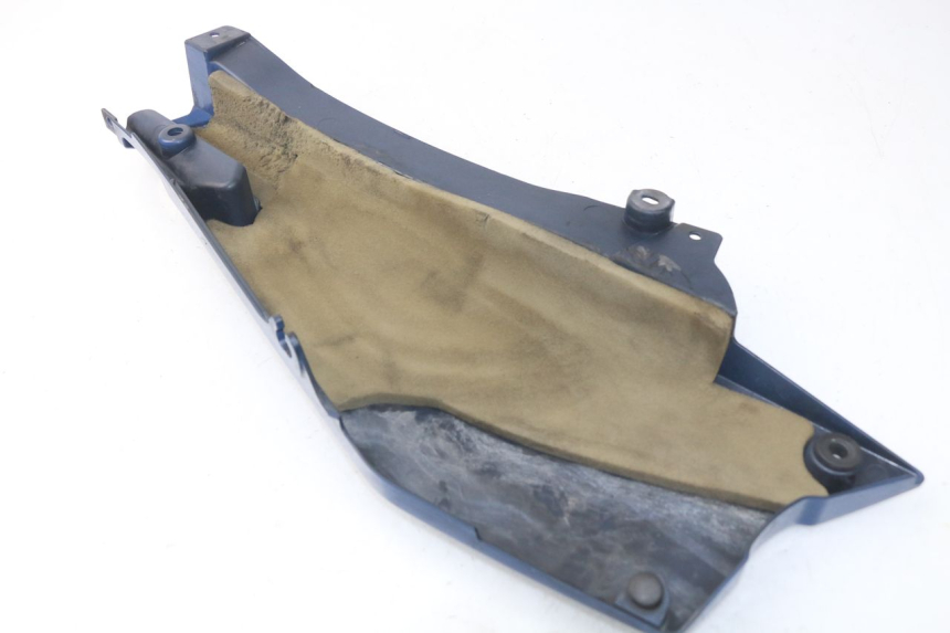 photo de LINKER ZITPLAATKAP YAMAHA FJR ABS 1300 (2006 - 2012) - Detail van het onderdeel