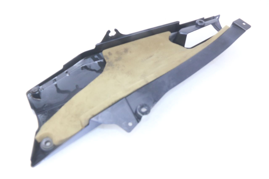 photo de LINKER ZITPLAATKAP YAMAHA FJR ABS 1300 (2016 - 2020) - Bevestigingspunten