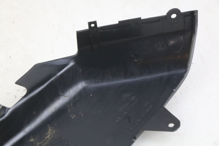 photo de KAPJE ONDER LINKERZITPLAATS PEUGEOT FOX 50 (1995 - 2003) - Zoom op gebruiksstaat