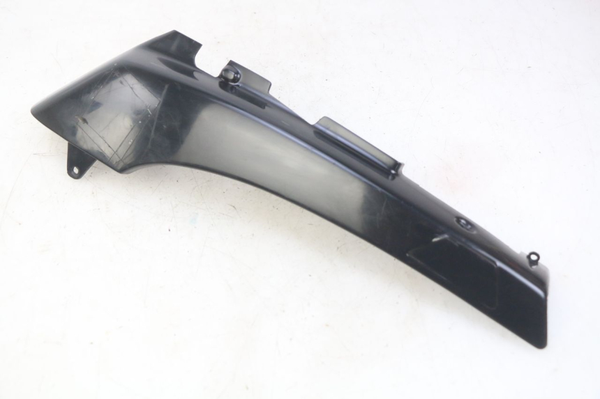 photo de KAPJE ONDER LINKERZITPLAATS PEUGEOT FOX 50 (1995 - 2003) - Technische close-up