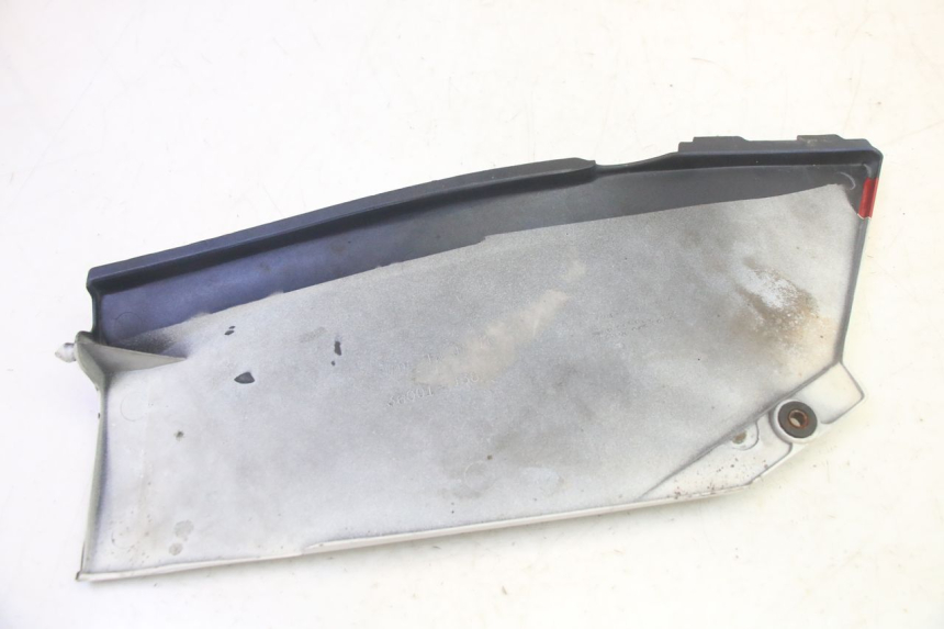 photo de LINKER ZITPLAATKAP KAWASAKI GPX R WARBIRD 600 (1988 - 1993) - Technische close-up