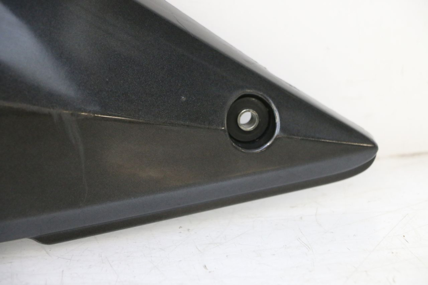 photo de LINKER ONDERZITDEKSEL SUZUKI GSF N BANDIT 1200 (2001 - 2005) - Detailaanzicht