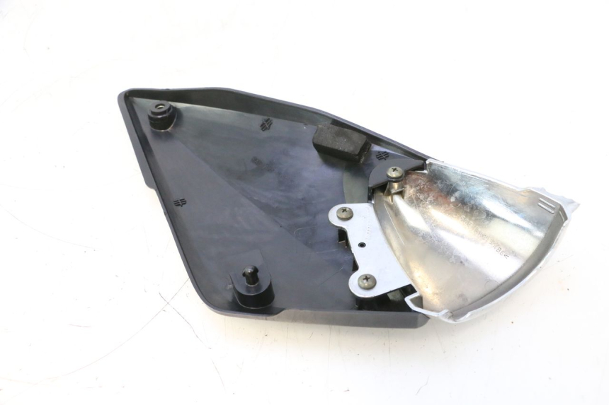 photo de LINKER ONDERZITDEKSEL SUZUKI GSF N BANDIT 1200 (2001 - 2005) - Technische close-up